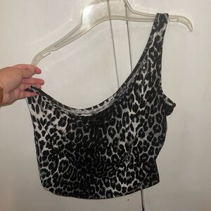 SHEIN Black and White Leopard One-Shoulder Crop Top